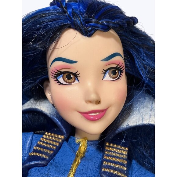 Disney Descendants Evie Doll 2014 By Hasbro - Picture 6 of 14